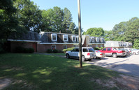 Doral Apartments in Raleigh, NC - Building Photo - Building Photo