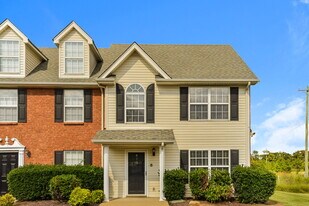 675 Legacy Dr in Smyrna, TN - Building Photo