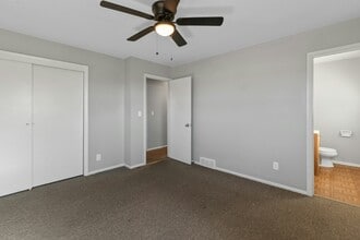 6461 N 73rd St in Milwaukee, WI - Building Photo - Building Photo