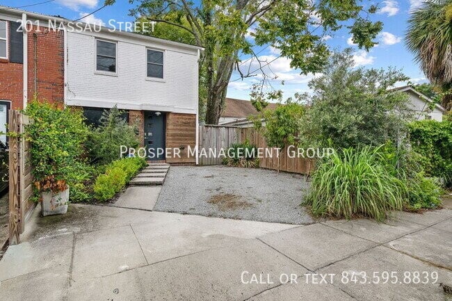 201 Nassau St in Charleston, SC - Building Photo - Building Photo