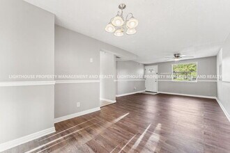 10615 Briarcliff Rd E in Jacksonville, FL - Building Photo - Building Photo