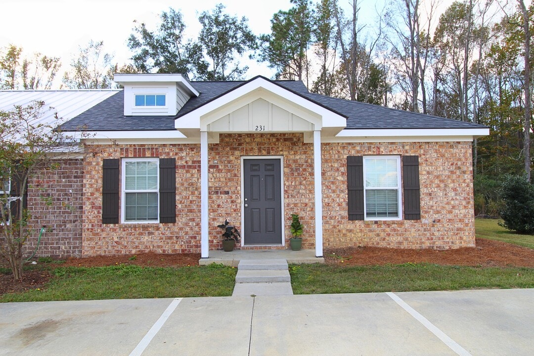 231 Way Bill Cir in Statesboro, GA - Building Photo