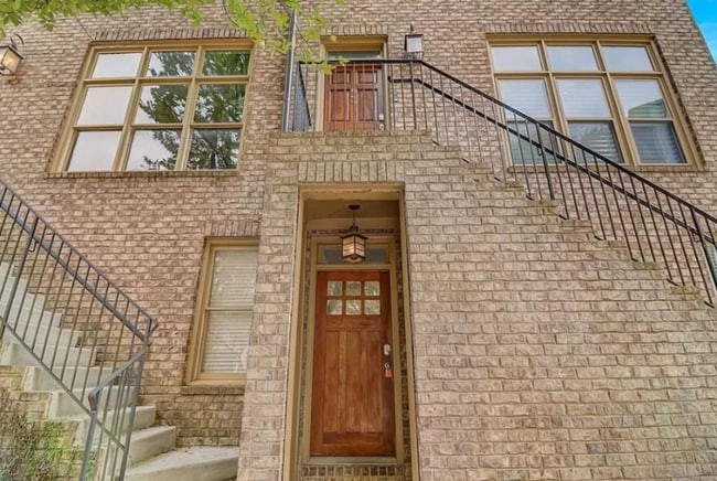 947 N Ormewood Park Dr SE in Atlanta, GA - Foto de edificio - Building Photo