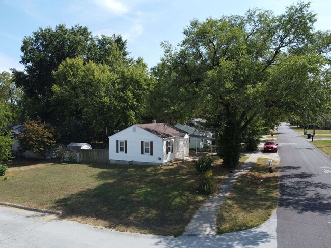 402 S Dysart Ave in Springfield, MO - Building Photo - Building Photo