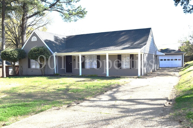 5245 Braidwood Cove in Memphis, TN - Building Photo - Building Photo