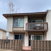575 Otay Lakes Rd in Chula Vista, CA - Building Photo