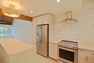 46-369 Haiku Rd in Kaneohe, HI - Building Photo - Building Photo