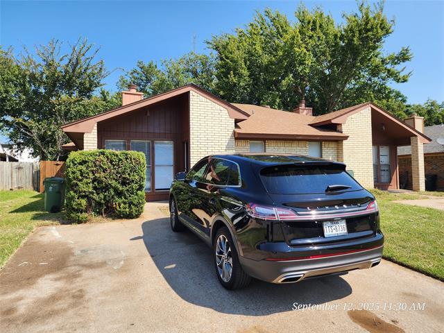 property at 517 Gibbins Ct
