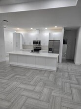 239 Ave Del Centro in Clewiston, FL - Building Photo - Building Photo