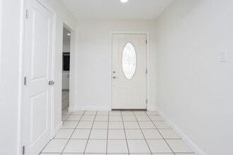 12051 Reagan St in Los Alamitos, CA - Building Photo - Building Photo