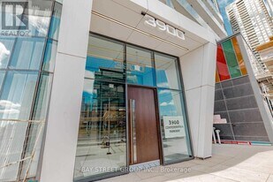 3900 Confederation Pkwy in Mississauga, ON - Building Photo