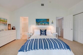 197 Golf Club Dr in Key West, FL - Foto de edificio - Building Photo