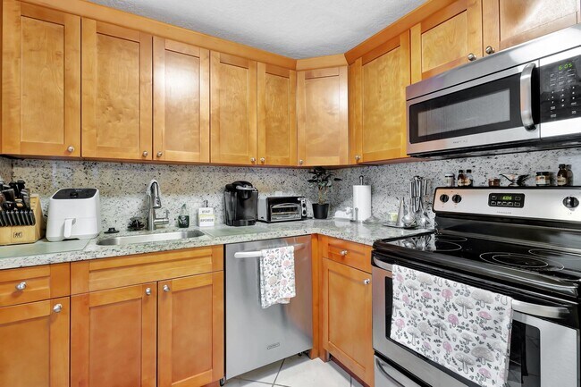 property at 637 Monaco Ct