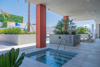 Highley House in Miami, FL - Building Photo - Building Photo