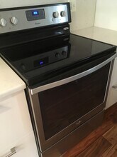 1003 P St NW, Unit A in Washington, DC - Foto de edificio - Building Photo