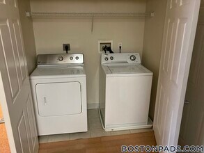 311 Lowell St, Unit 1210 in Andover, MA - Building Photo - Building Photo