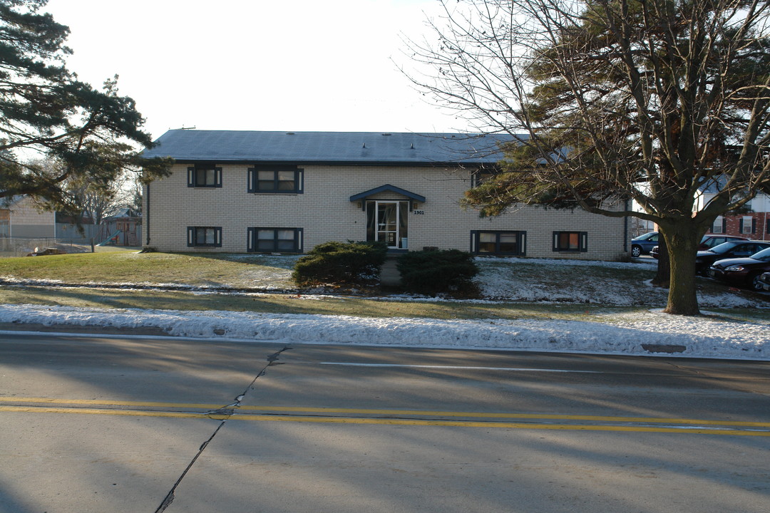 1901 W 1st St in Ankeny, IA - Building Photo