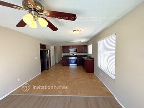 4709 N 84th Dr in Phoenix, AZ - Foto de edificio - Building Photo