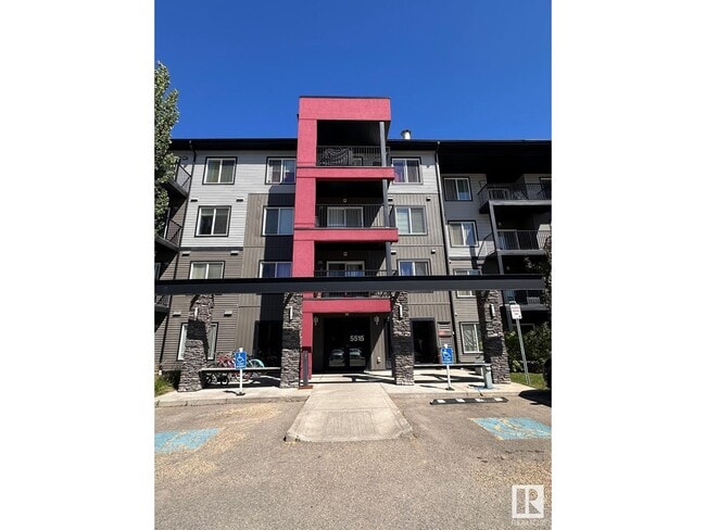 property at 5515 7 Ave SW