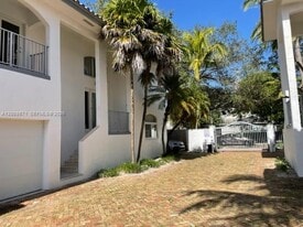 3080 Bird Ave in Miami, FL - Building Photo