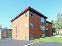 615 S Iowa Ave in Addison, IL - Building Photo - Building Photo