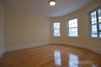 28 Claymoss Rd in Boston, MA - Building Photo - Building Photo
