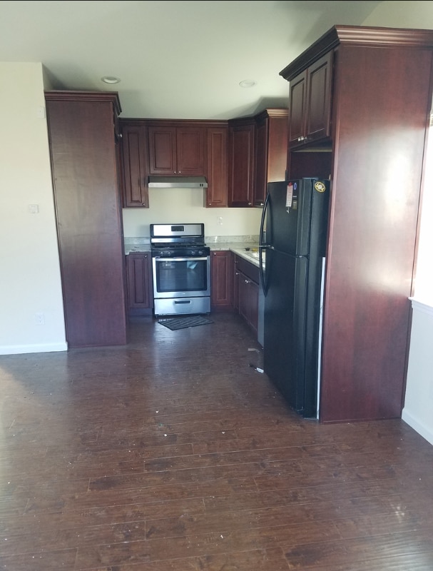 property at 1357 Delwood St