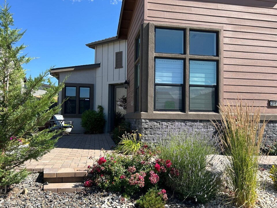 2152 Woodhouse Dr in Reno, NV - Building Photo