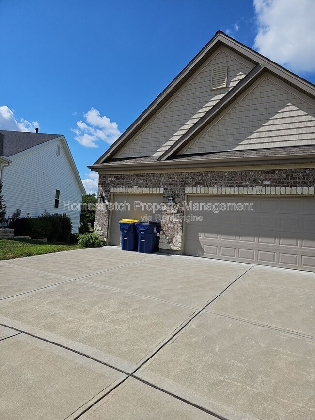 521 Upper Ridgepointe Ct in Lake St. Louis, MO - Building Photo - Building Photo