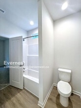 523 E Robinson St in Dallas, NC - Building Photo - Building Photo