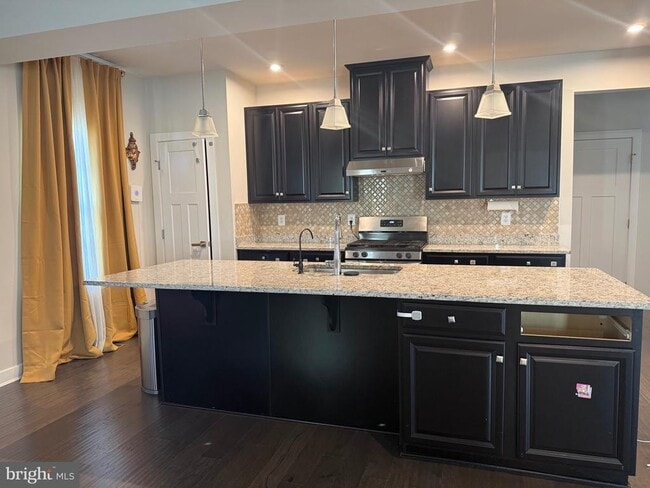 property at 440 Tree Of Heaven Way