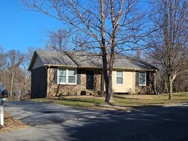 504 Springmont Blvd in Old Hickory, TN - Building Photo