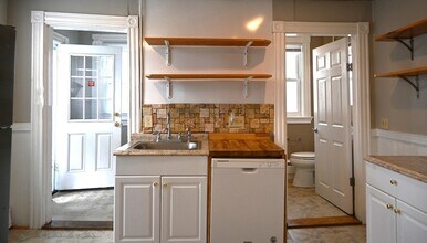 224 Irving St in Framingham, MA - Building Photo - Building Photo