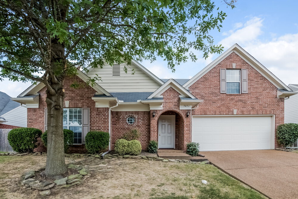 5451 Evening Mist Dr in Arlington, TN - Building Photo
