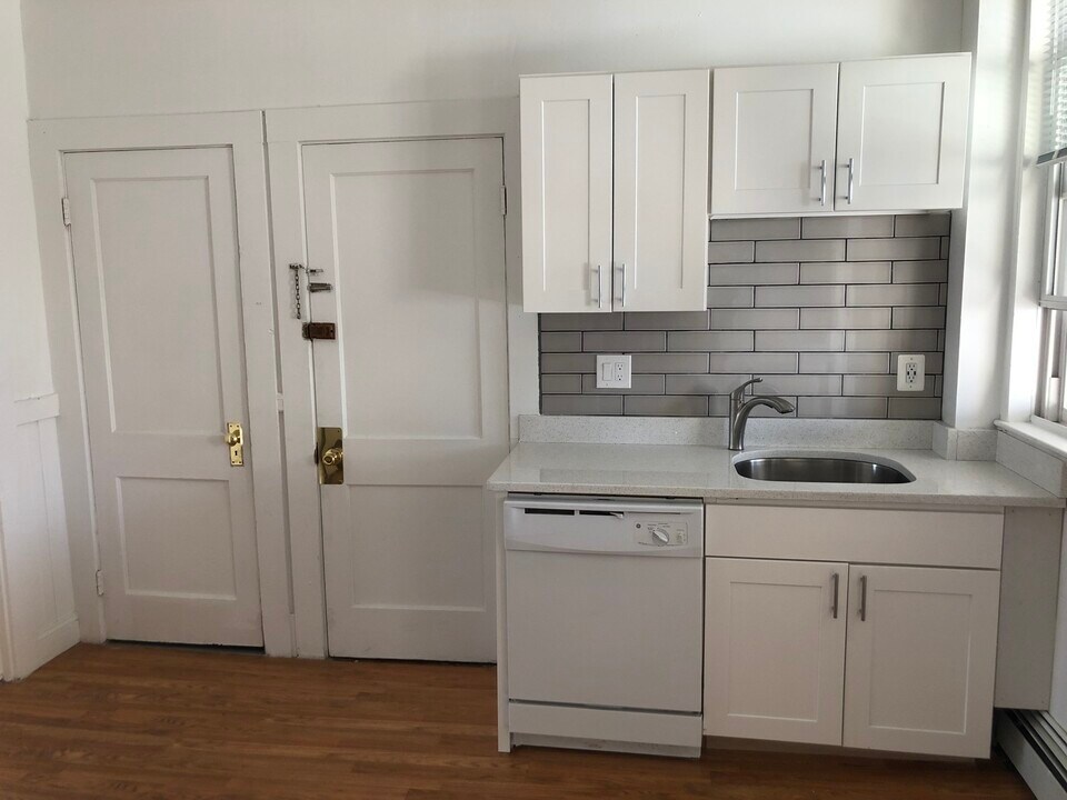 56 Portsmouth St, Unit 3 in Boston, MA - Building Photo