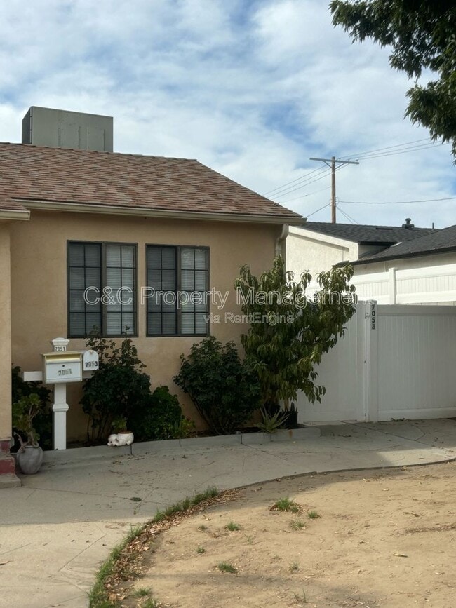 property at 7053 Lindley Ave