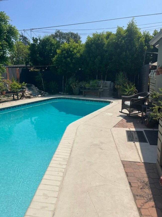 6254 Agnes Ave in Los Angeles, CA - Building Photo - Building Photo