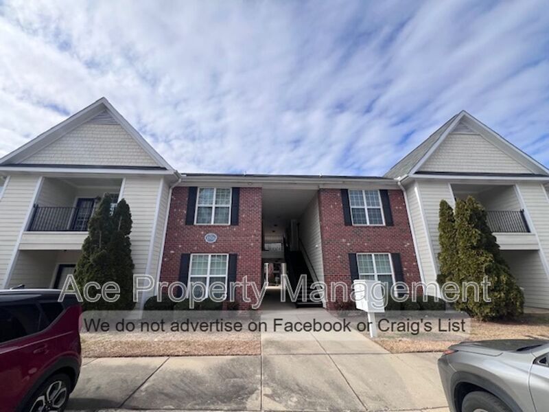 1926 Harcourt Cir in Fayetteville, NC - Building Photo