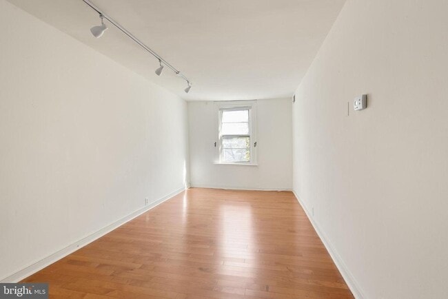 258 S 9th St in Philadelphia, PA - Building Photo - Building Photo