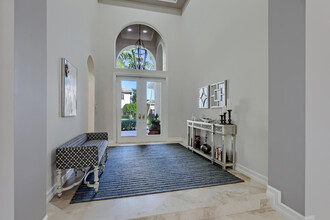 120 Vía Mariposa in Palm Beach Gardens, FL - Building Photo - Building Photo