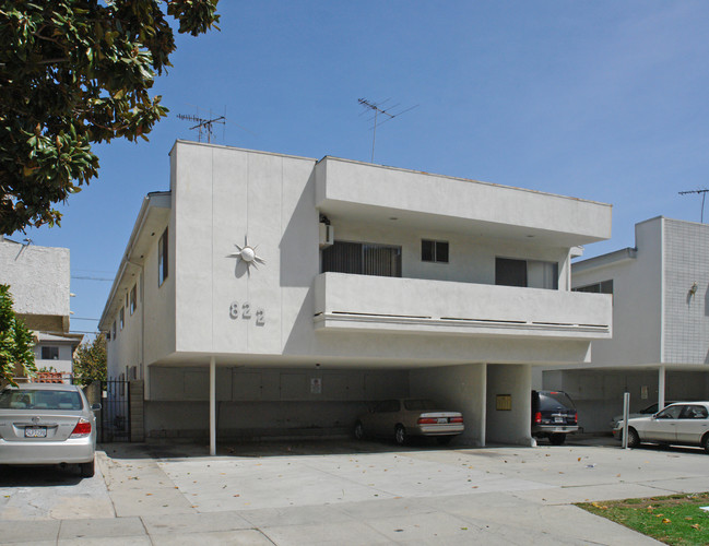 822 S Shenandoah St in Los Angeles, CA - Building Photo - Building Photo