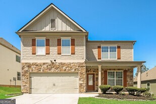 561 Greyhound Ct in Union City, GA - Building Photo