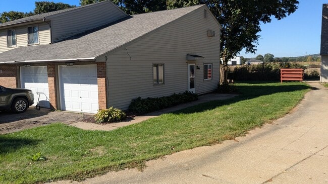 property at 797 Kerns Dr NE