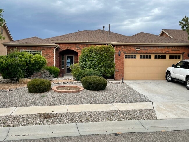 property at 10108 Avenida Vista Sol NW