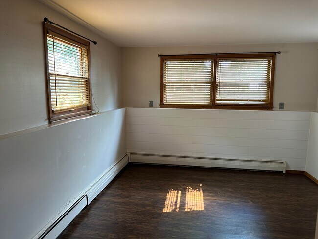 1325 Fair Street, Unit #3 in Mankato, MN - Building Photo - Building Photo