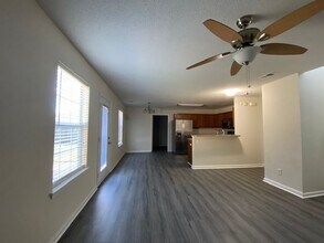 213 Cherry Laural Lane in Savannah, GA - Building Photo - Building Photo