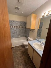 5605 Kachina St NW in Albuquerque, NM - Building Photo - Building Photo