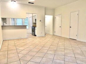 2902 St Joseph St in Corpus Christi, TX - Building Photo - Building Photo