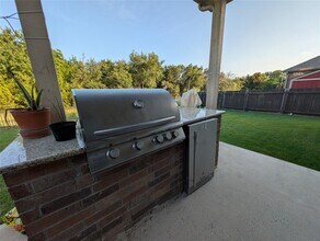 2437 Millbrook Loop in Leander, TX - Building Photo - Building Photo