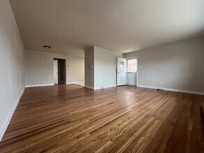 8117 Langdon St, Unit 8117 Langdon St #2 in Philadelphia, PA - Building Photo - Building Photo